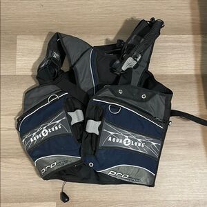 Men's Black and Gray Diving Jacket